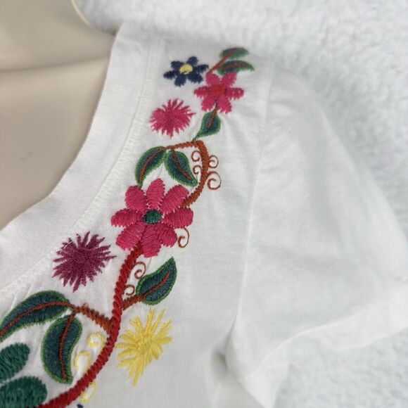 Johnny Was T-Shirt Floral Embroidered White S 100% Cotton Short Sleeve Boho Chic - Picture 4 of 13